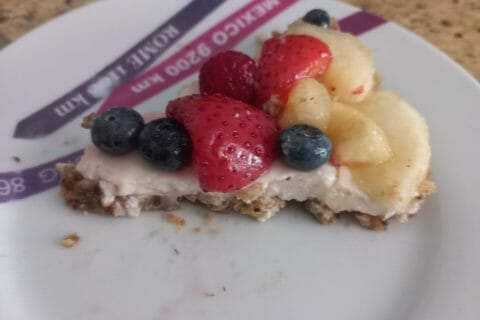 Cliquez pour zoomer ! Tarte sans cuisson façon pana cotta et fruits rouges Thermomix par tortuenana4