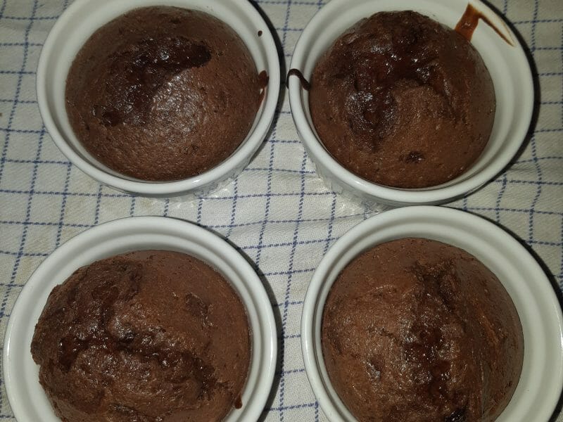 Cliquez pour zoomer ! Moelleux au chocolat cœur fondant Thermomix par sabrina_266