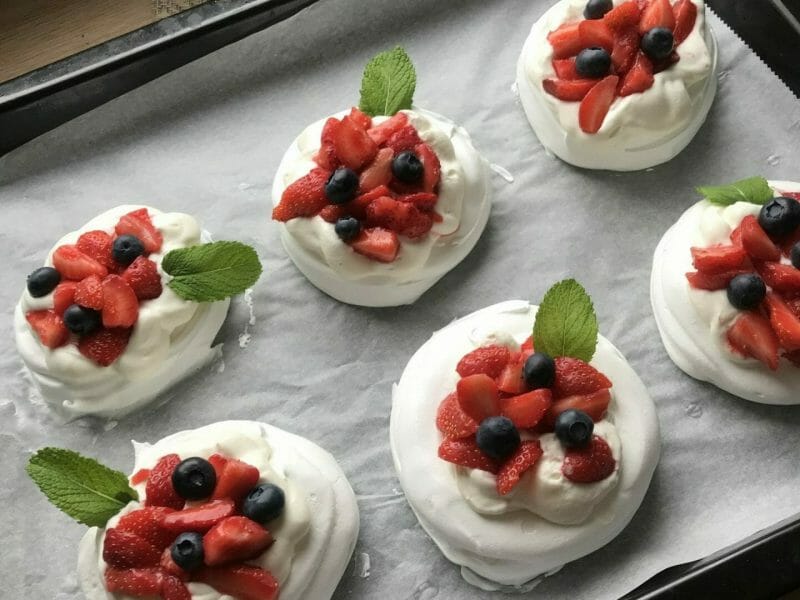 Cliquez pour zoomer ! Mini pavlova aux fraises Thermomix par mel_87