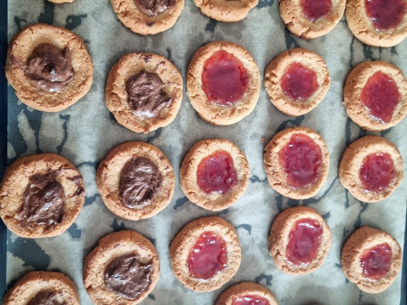 Cliquez pour zoomer ! Jam drops – Biscuits à la confiture Thermomix par angie86