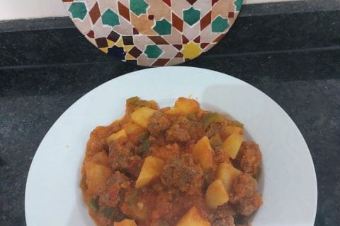 Cliquez pour zoomer ! Boeuf aux poivrons et pommes de terre Thermomix par chaymaexamie