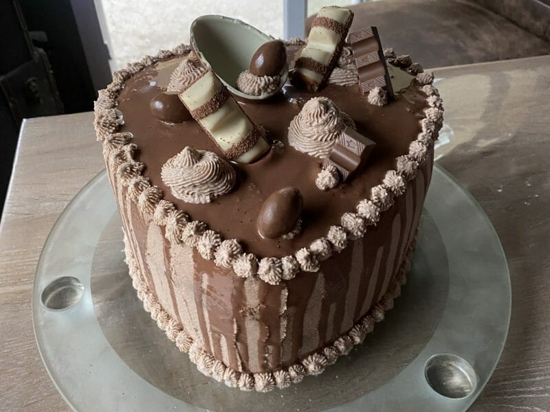 Cliquez pour zoomer ! Layer cake Kinder Bueno Thermomix par lydie28