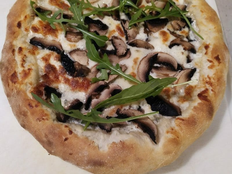 Cliquez pour zoomer ! Pizza blanche aux champignons Thermomix par demilune007
