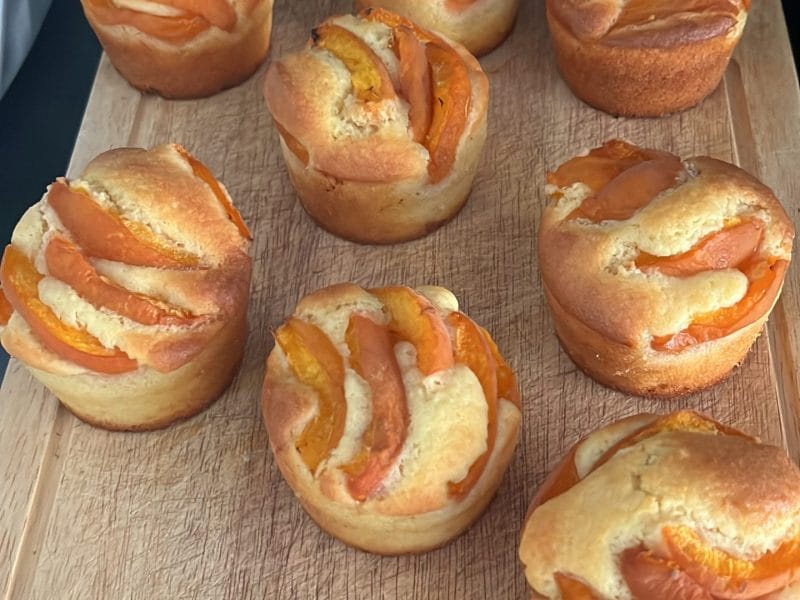 Cliquez pour zoomer ! Gâteau moelleux aux abricots Thermomix par cdq