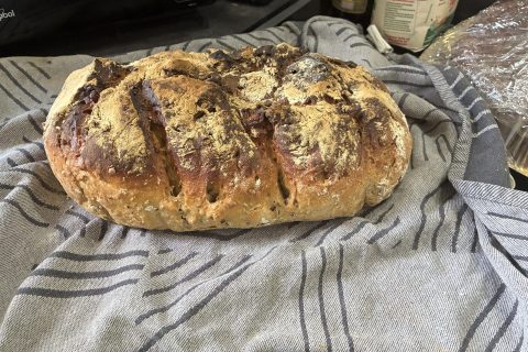 Cliquez pour zoomer ! Pain à la bière et aux noix Thermomix par Plume13400