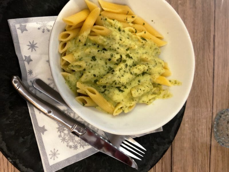 Cliquez pour zoomer ! Farfalle à la crème de courgettes Thermomix par louisa_8