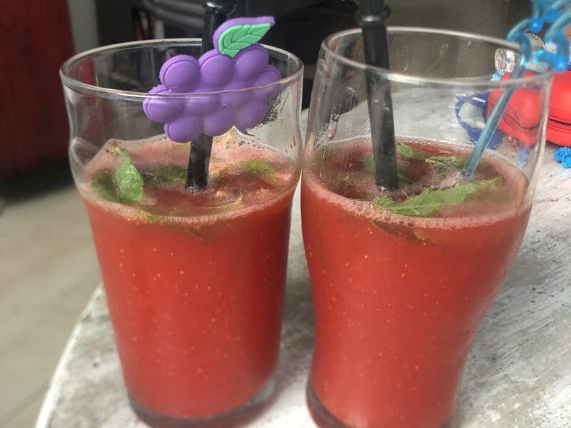 Cliquez pour zoomer ! Mojito fraise Thermomix par carine78599