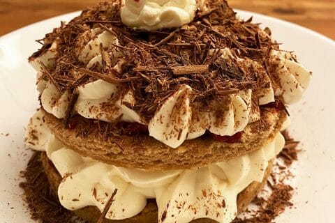 Cliquez pour zoomer ! Bûche forêt noire Thermomix par celinephilom