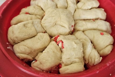 Cliquez pour zoomer ! Brioche aux pralines roses Thermomix par Anjea