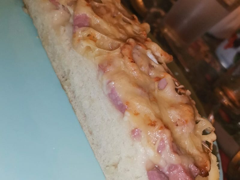 Cliquez pour zoomer ! Fougasse chèvre et lardons Thermomix par fannyg76