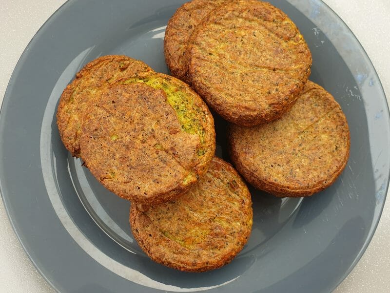 Cliquez pour zoomer ! Galettes de brocolis Thermomix par karine1809