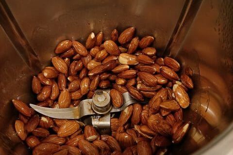 Cliquez pour zoomer ! Amandes grillées à la cannelle et au miel Thermomix par babucita