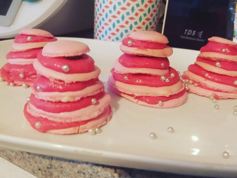 Cliquez pour zoomer ! Sapins de macarons à la framboise Thermomix par gaenia33