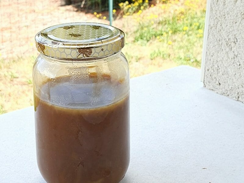 Cliquez pour zoomer ! Gâteau renversé à la rhubarbe et caramel au beurre salé Thermomix par luciahamb