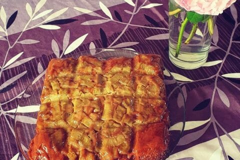 Cliquez pour zoomer ! Gâteau renversé à la rhubarbe et caramel au beurre salé Thermomix par luciahamb