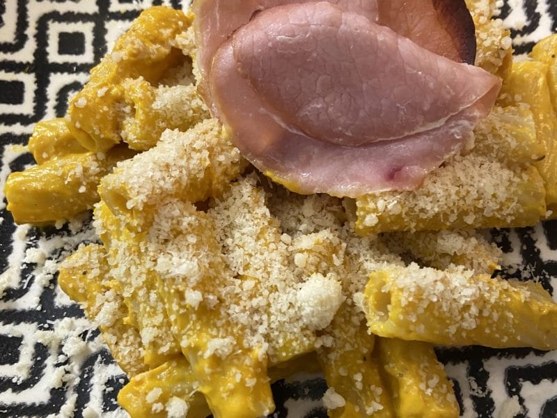 Cliquez pour zoomer ! Tortiglioni à la crème de butternut confite au four Thermomix par aline_133