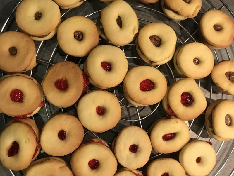 Cliquez pour zoomer ! Sablés à la confiture Thermomix par loloetnaya