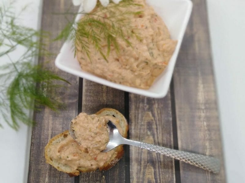 Cliquez pour zoomer ! Rillettes de thon aux tomates séchées Thermomix par nathalie_436