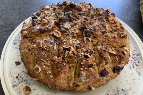 Cliquez pour zoomer ! Pain cocotte aux carottes et aux noisettes Thermomix par maminadinette