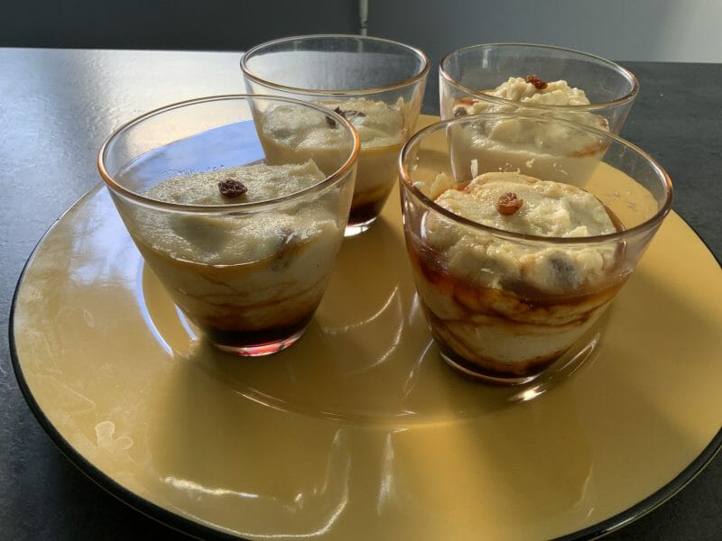 Cliquez pour zoomer ! Gâteau de semoule aux raisins secs Thermomix par maminadinette