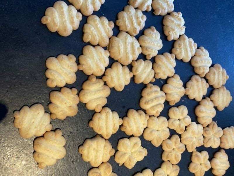 Cliquez pour zoomer ! Sablés à la presse à biscuits Thermomix par flobj