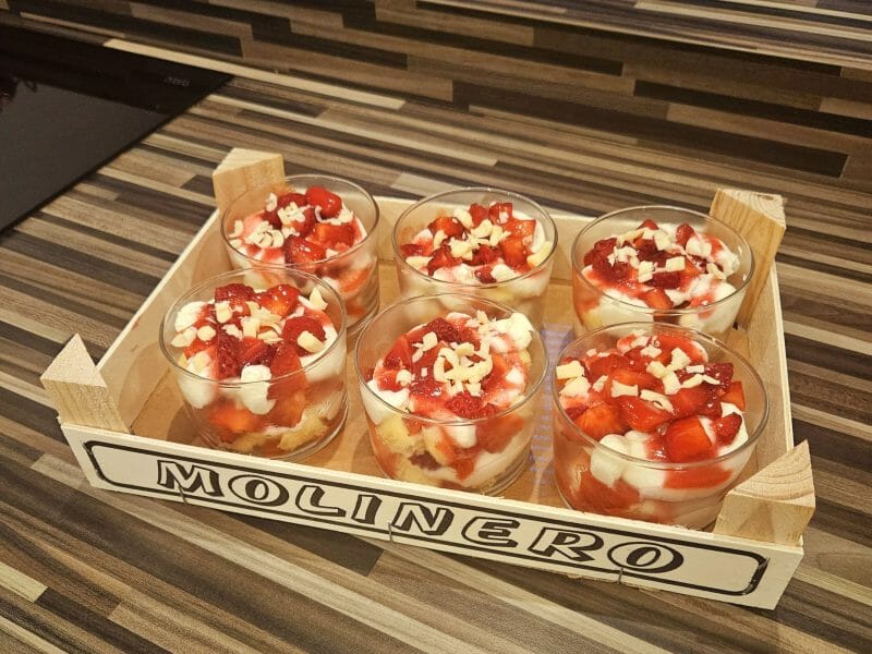 Cliquez pour zoomer ! Tiramisu aux fraises en verrines Thermomix par audreyb62
