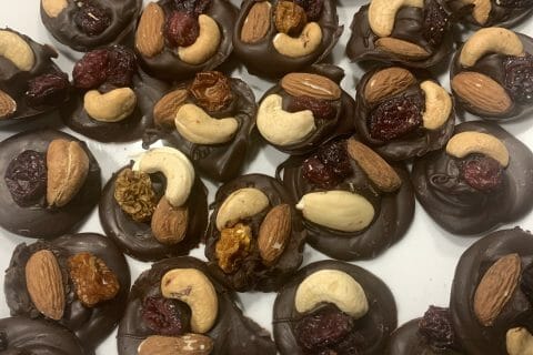 Cliquez pour zoomer ! Mendiants au chocolat Thermomix par florence_138