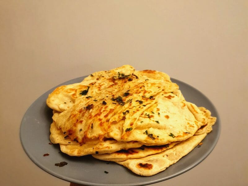 Cliquez pour zoomer ! Naans à l’ail et à la coriandre Thermomix par maya751794