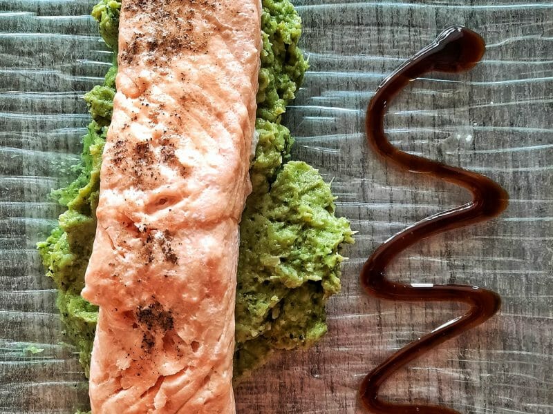 Cliquez pour zoomer ! Saumon sur purée de brocolis Thermomix par misspixel