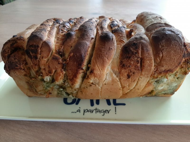 Cliquez pour zoomer ! Pain à l’ail, persil et mozzarella Thermomix par dietetique80