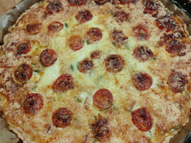 Cliquez pour zoomer ! Tarte au thon, tomate et moutarde Thermomix par jerome_86