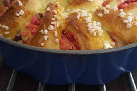 Cliquez pour zoomer ! Brioche aux pralines roses au Thermomix