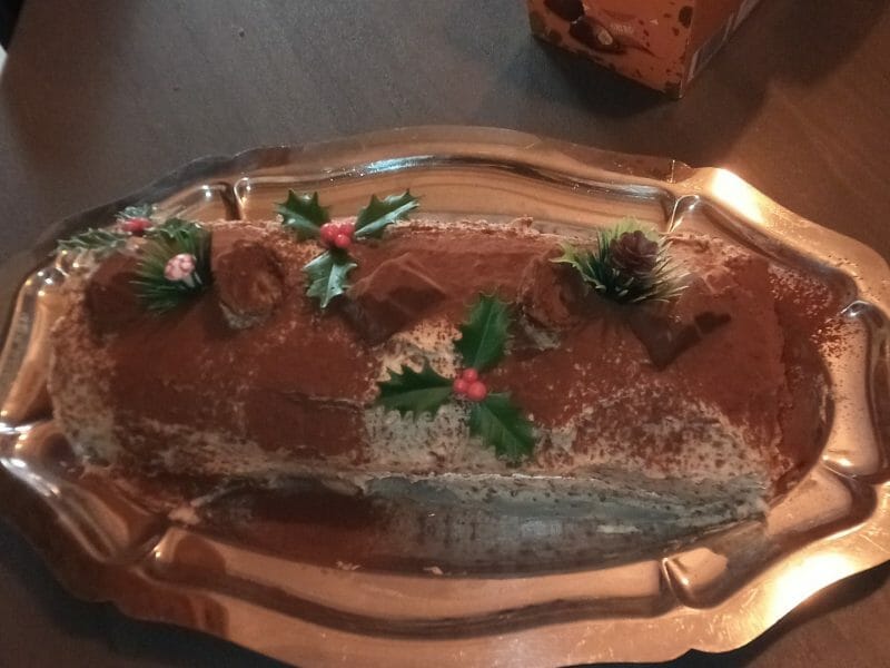 Cliquez pour zoomer ! Bûche Ferrero Rocher Thermomix par tha