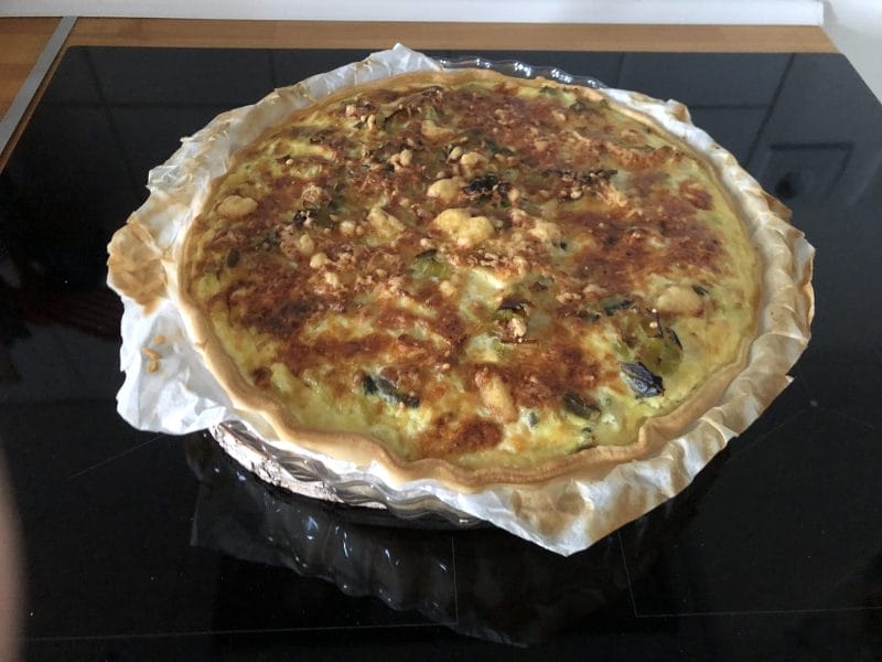 Cliquez pour zoomer ! Quiche poireaux et saumon Thermomix par mamiebou