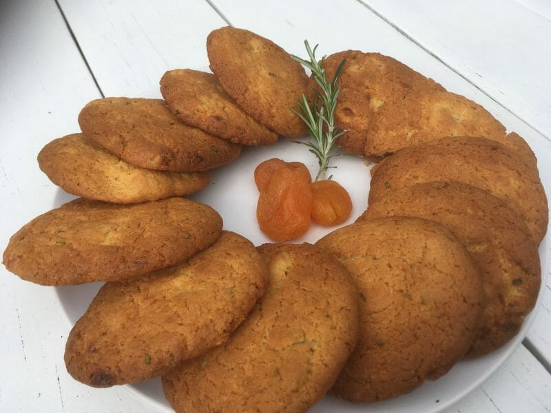 Cliquez pour zoomer ! Cookies romarin et abricots Thermomix par barbalalaaa