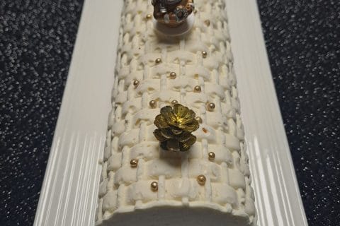 Cliquez pour zoomer ! Bûche vanille praliné Thermomix par Nathalie