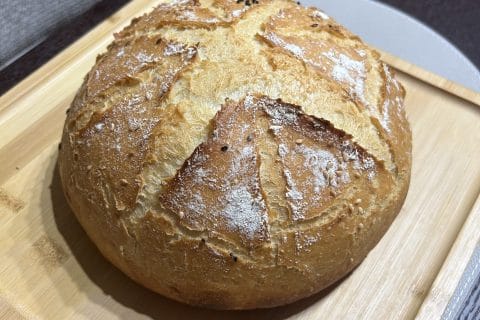 Cliquez pour zoomer ! Pain Cocotte Thermomix par nourelhouda1411