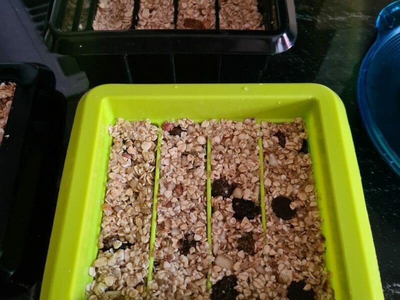 Cliquez pour zoomer ! Barres de céréales à l’avoine, noisettes, banane et chocolat Thermomix par sarah_363