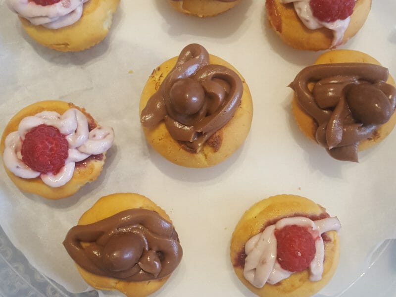 Cliquez pour zoomer ! Cupcakes à la framboise Thermomix par jessica_251