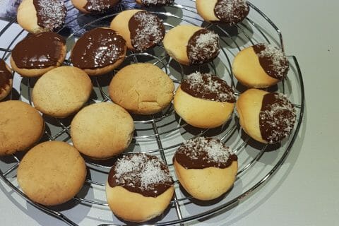 Cliquez pour zoomer ! Sablés à la confiture Thermomix par valeriemil