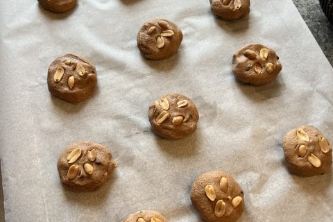 Cliquez pour zoomer ! Cookies aux 3 chocolats et noisettes Thermomix par emmarobrob