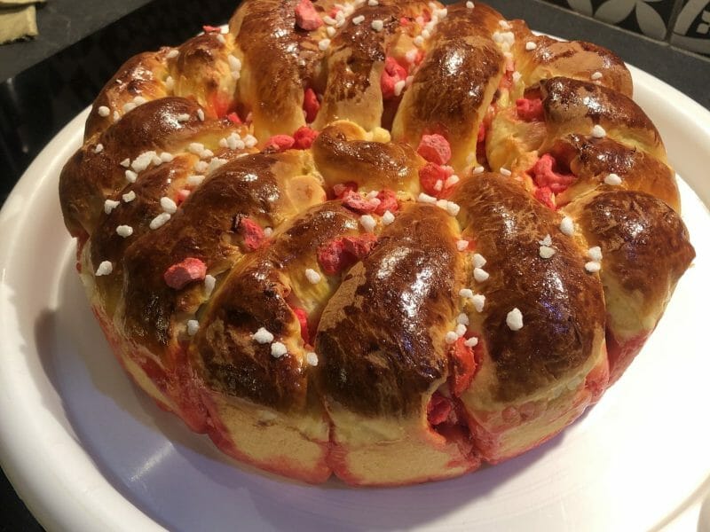 Cliquez pour zoomer ! Brioche aux pralines roses Thermomix par Élodie