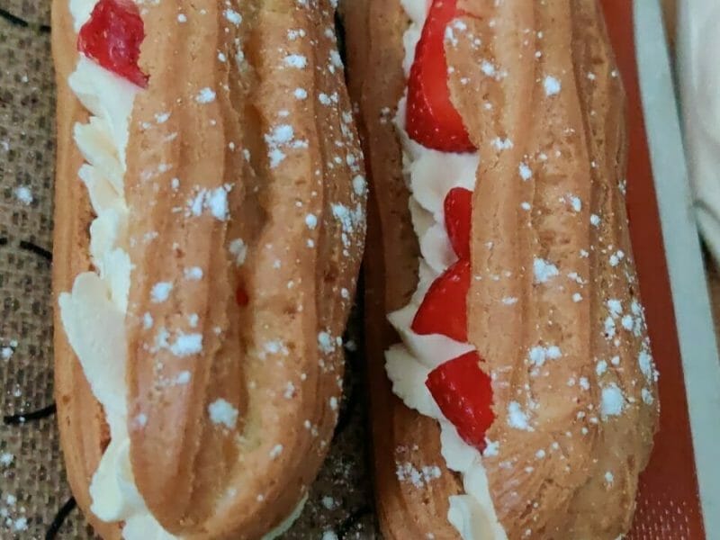 Cliquez pour zoomer ! Éclairs fraises chantilly Thermomix par jonae
