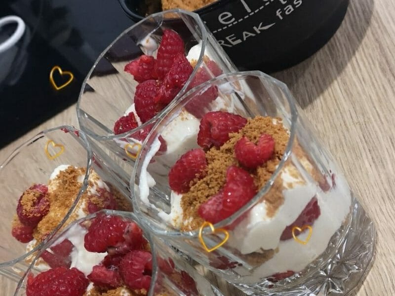 Cliquez pour zoomer ! Tiramisu aux framboises et spéculoos Thermomix par Ismah