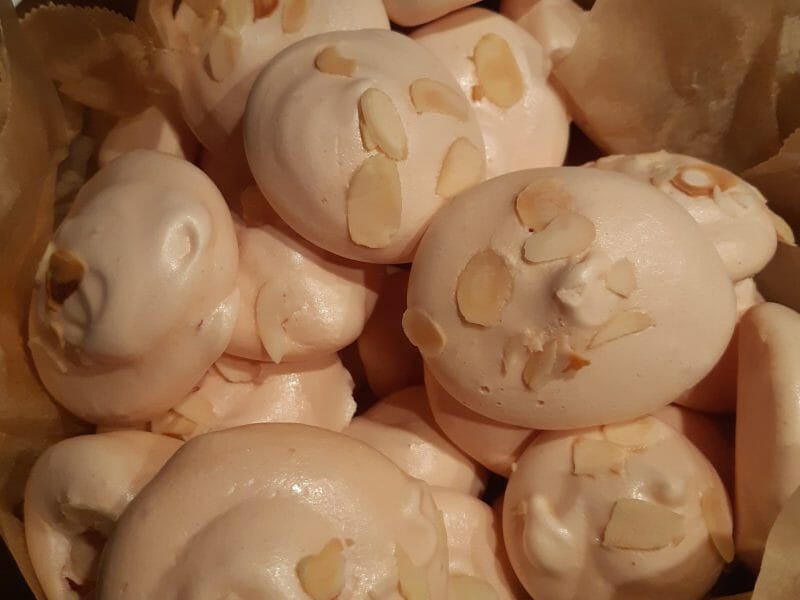 Cliquez pour zoomer ! Meringues Thermomix par stephanie_577