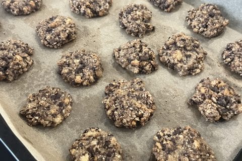 Cliquez pour zoomer ! Cookies au pain rassis et pépites de chocolat Thermomix par sylviapeixoto