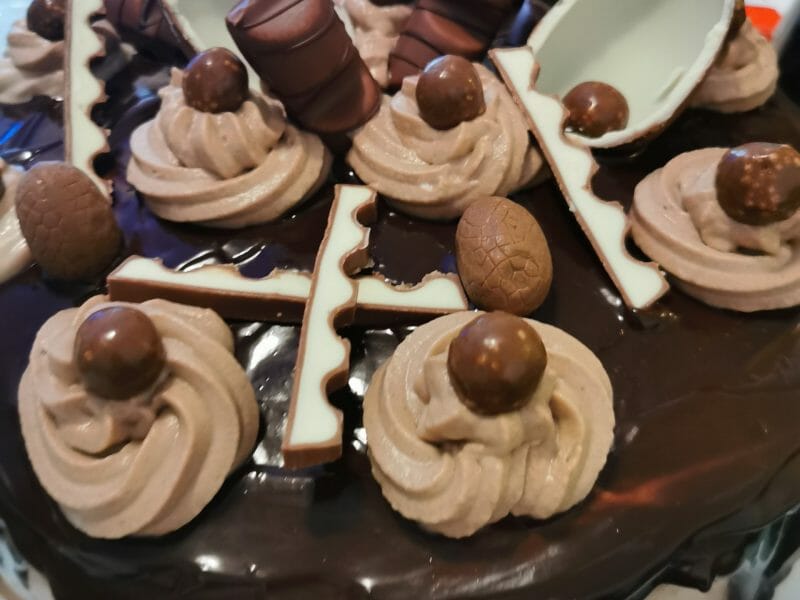 Cliquez pour zoomer ! Layer cake Kinder Bueno Thermomix par brenda_7