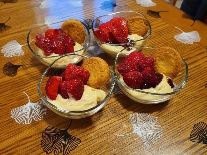 Cliquez pour zoomer ! Tarte aux fraises destructurée Thermomix par coraline_patrice