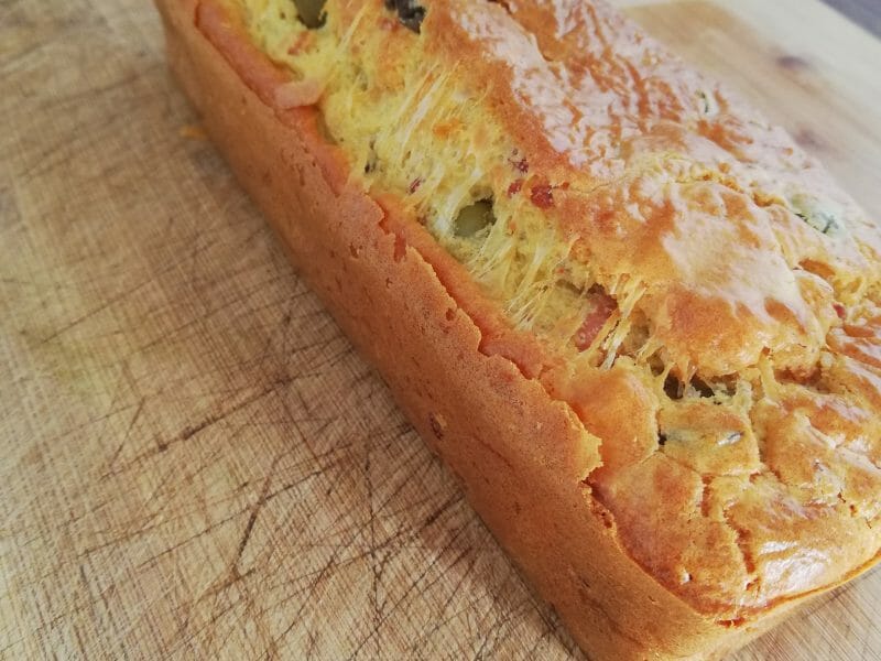 Cliquez pour zoomer ! Cake salé jambon fromage et olives Thermomix par melanie_466