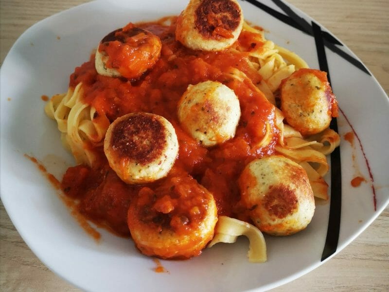 Cliquez pour zoomer ! Boulettes de ricotta sauce tomate Thermomix par benathi